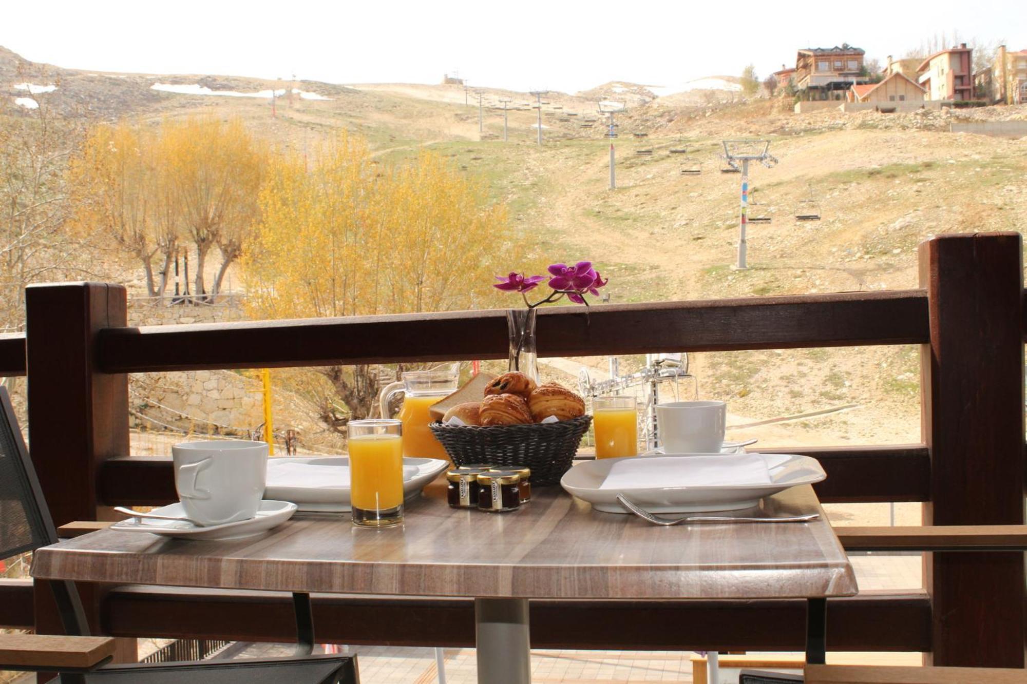 Intercontinental Mzaar Lebanon Mountain Resort & Spa, An Ihg Hotel Mzaar Kfardebian Exterior photo