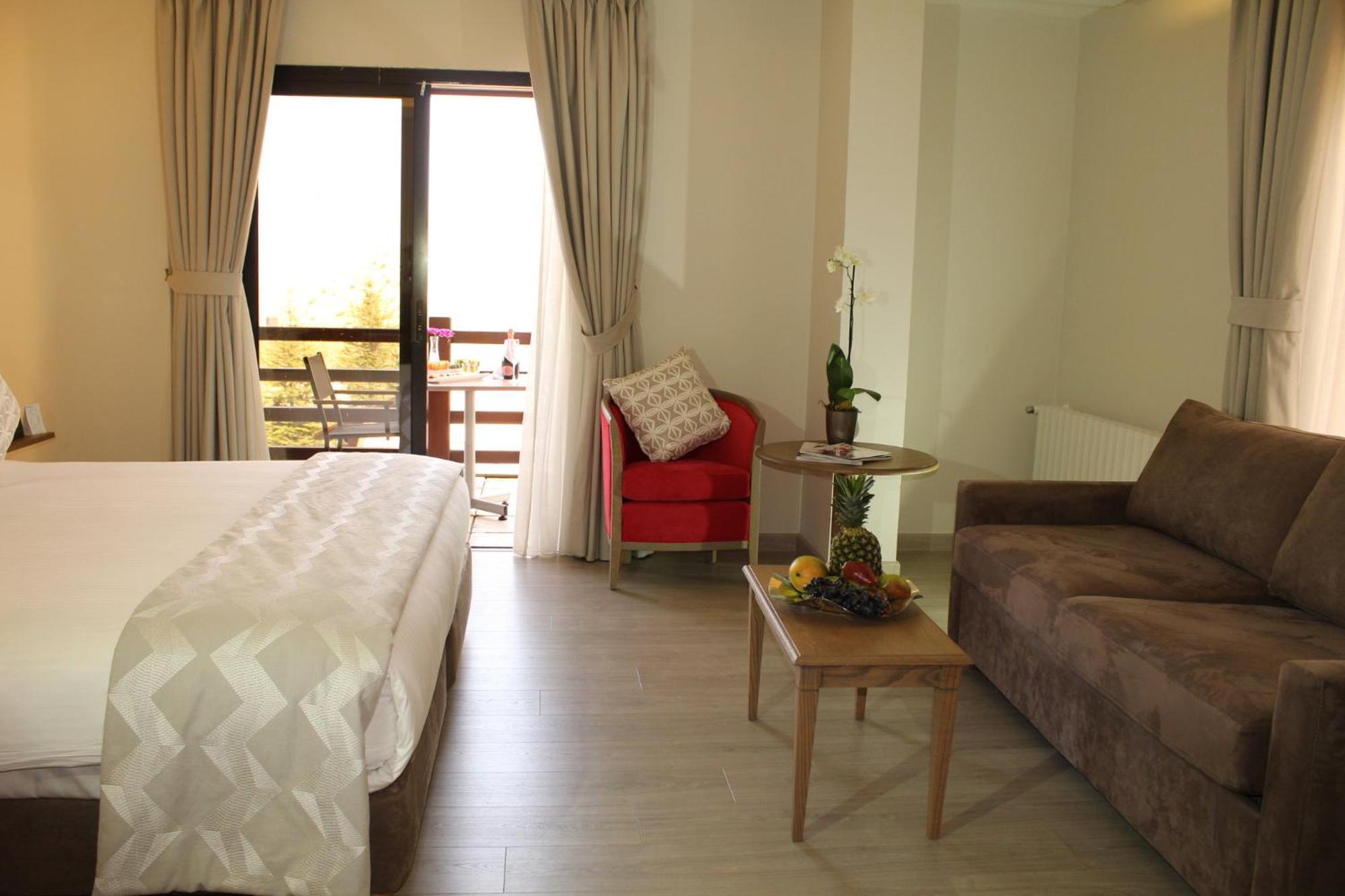 Intercontinental Mzaar Lebanon Mountain Resort & Spa By Ihg Mzaar Kfardebian Exterior photo