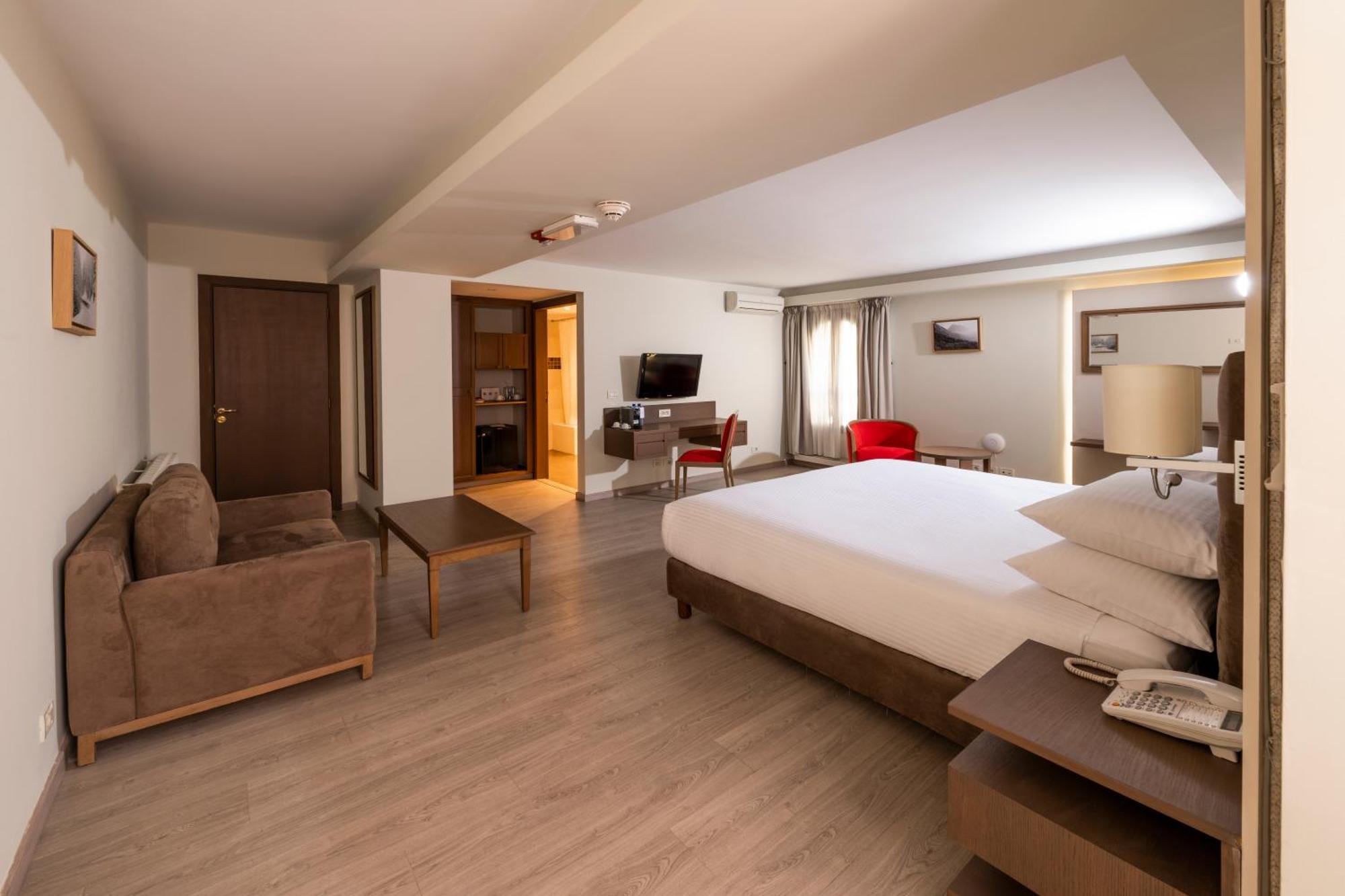 Intercontinental Mzaar Lebanon Mountain Resort & Spa By Ihg Mzaar Kfardebian Exterior photo